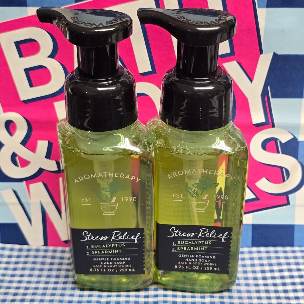 BBW Stress Relief Eucalyptus & Spearmint Gentle Foaming Hand Soap 2 Aromatherapy